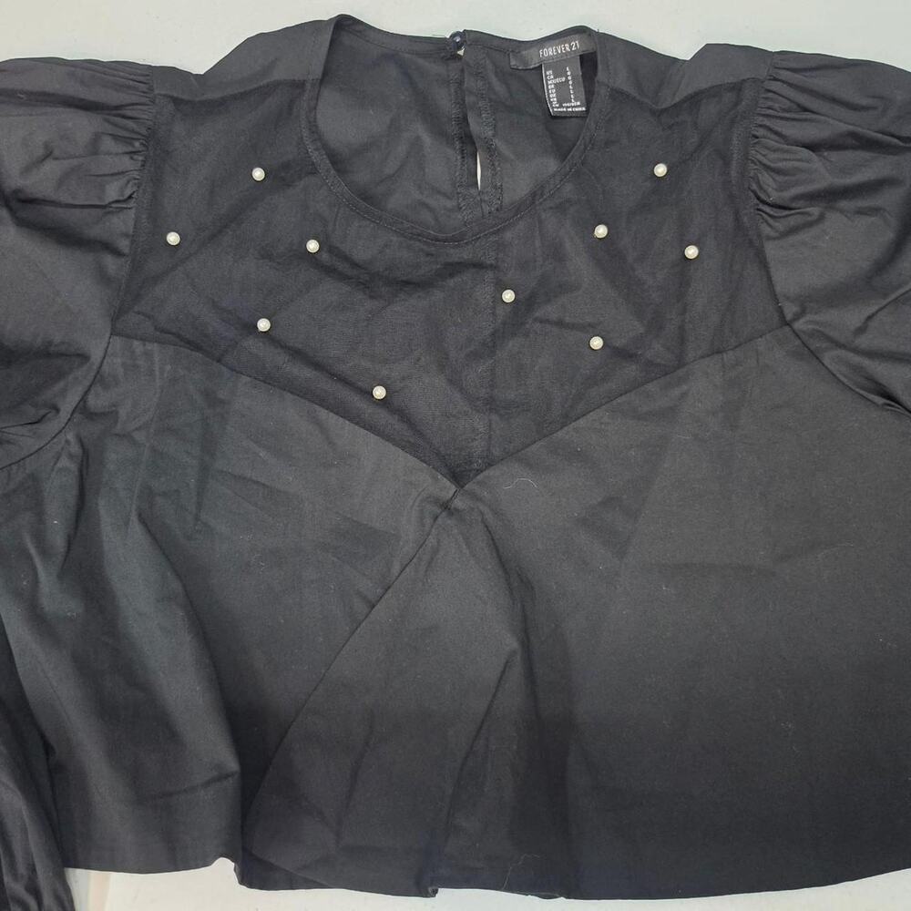 Forever 21 black blouse with